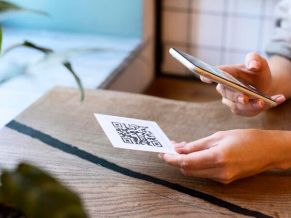 ¿Qué es el “quishing” y cómo evitar caer en este fraude con códigos QR?