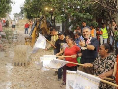 Calles Felices llega a La Esperanza con el presidente Angel Torres