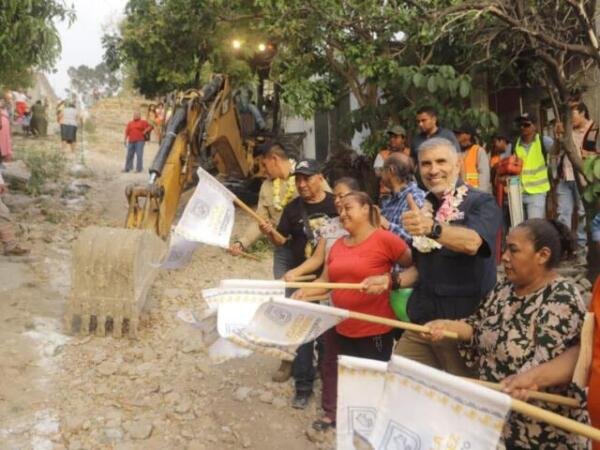 Calles Felices llega a La Esperanza con el presidente Angel Torres