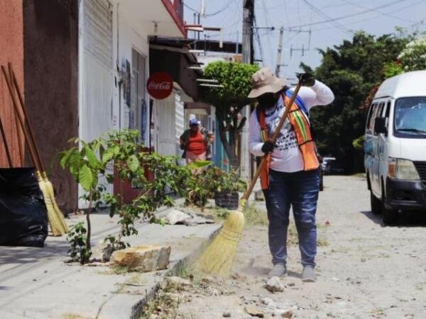 Desde Las Delicias, se realiza una edición más de Colonias al 100