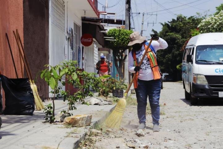 Desde Las Delicias, se realiza una edición más de Colonias al 100
