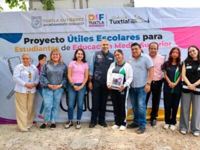 Avanza Angel Torres con el programa TuxÚtiles en el ejido Emiliano Zapata