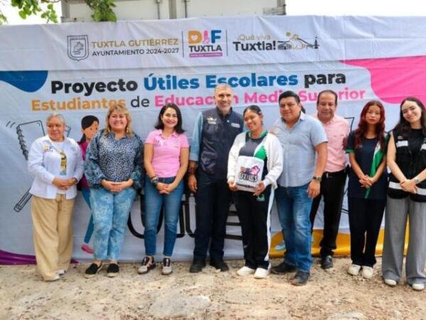 Avanza Angel Torres con el programa TuxÚtiles en el ejido Emiliano Zapata