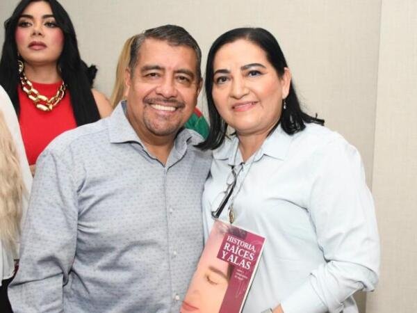 Javier Jiménez participa en la presentación del libro de Patricia Ruiz Vilchis