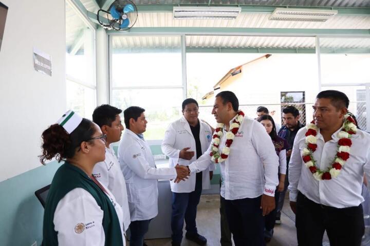 Eduardo Ramírez lleva infraestructura médica y vial a comunidades de Las Margaritas y Maravilla Tenejapa
