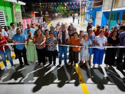 Inaugura Angel Torres una calle más en Tuxtla; ahora en la colonia La Ideal