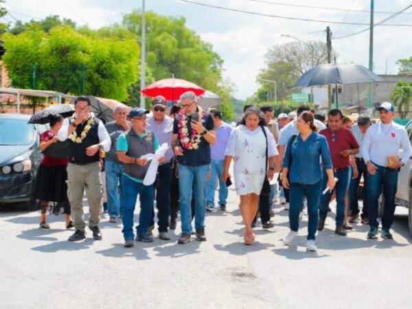 Angel Torres impulsa rehabilitación integral de drenaje sanitario en Terán