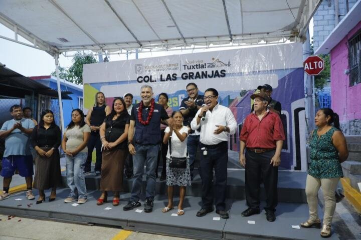 Inaugura Angel Torres avenida Los Limones en colonia Las Granjas