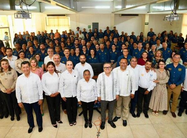 Presentan avances académicos y el crecimiento de la infraestructura de la Facultad de Arquitectura de la UNACH