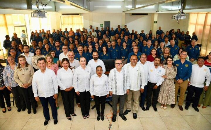 Presentan avances académicos y el crecimiento de la infraestructura de la Facultad de Arquitectura de la UNACH