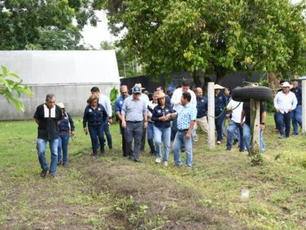 Recorre rector Oswaldo Chacón Rojas instalaciones académicas y de capacitación en el Campus IV de la UNACH
