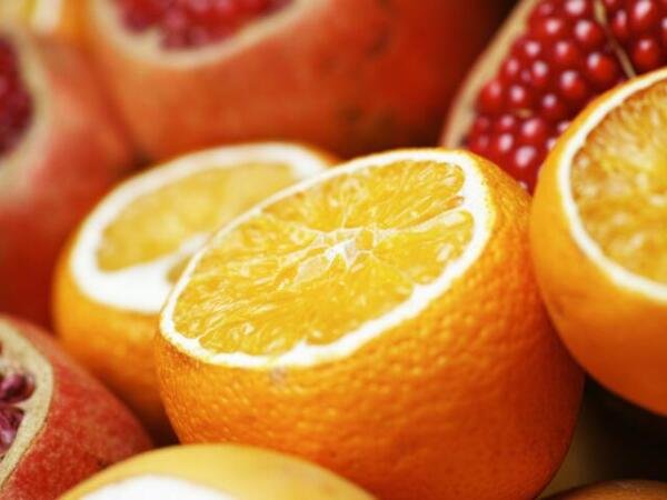 La vitamina C podría ayudar a conservar la salud cerebral con la edad