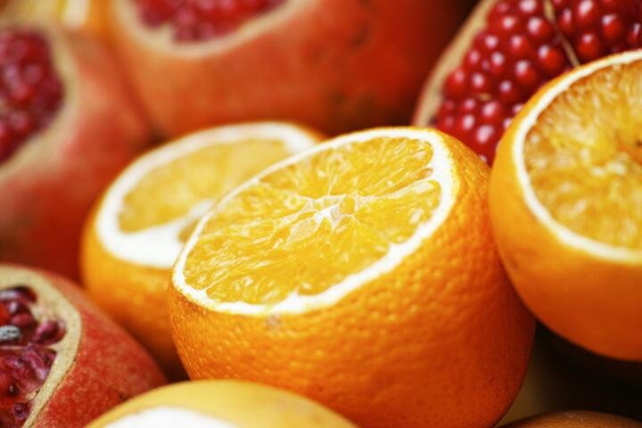 La vitamina C podría ayudar a conservar la salud cerebral con la edad