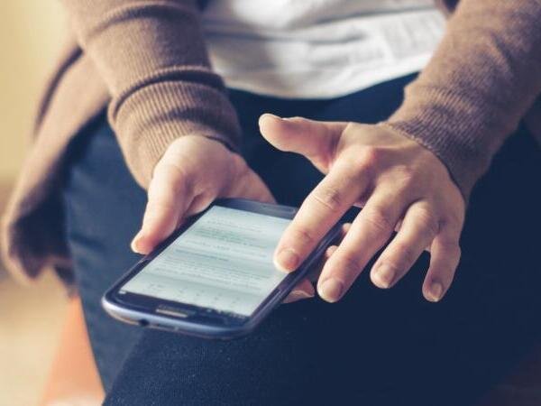 Piden ampliar 180 días el plazo para registrar líneas telefónicas y evitar suspensiones masivas