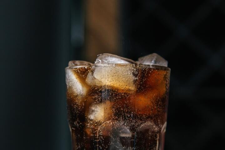Estudio relaciona las bebidas azucaradas con un mayor riesgo de cáncer de hígado