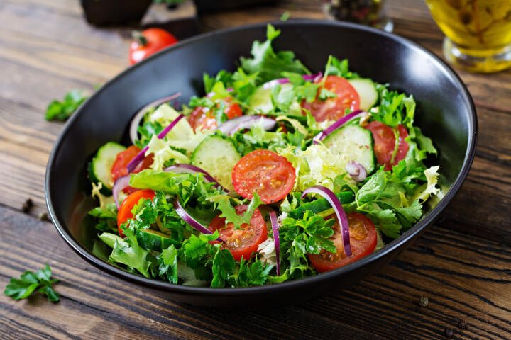 Investigación identifica la mejor dieta para enfrentar la menopausia