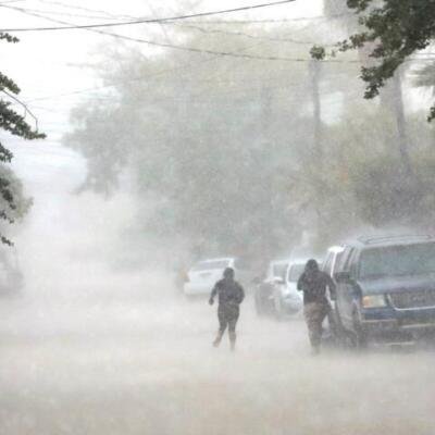 SMN alerta por frente frío fuera de temporada: lluvias intensas, granizo y fuertes vientos afectarán varios estados