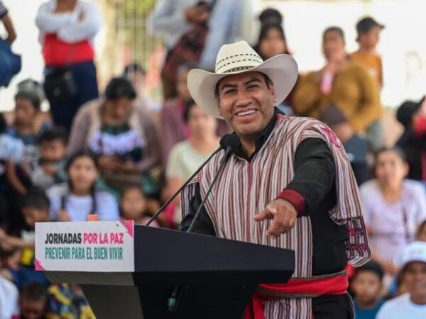 Eduardo Ramírez encabeza Jornada por la Paz y da inicio a obras de agua potable en Pantelhó