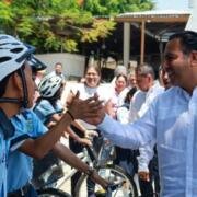 Con inversión en escuelas y apoyos a estudiantes, Eduardo Ramírez fortalece la educación en Chiapas