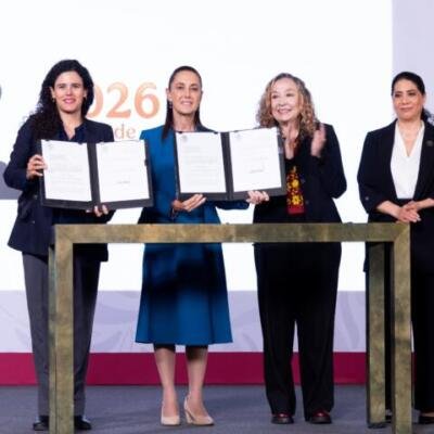 Presidenta Claudia Sheinbaum firma y envía iniciativa de Ley General para prevenir, investigar, sancionar y reparar el daño por el delito de feminicidio