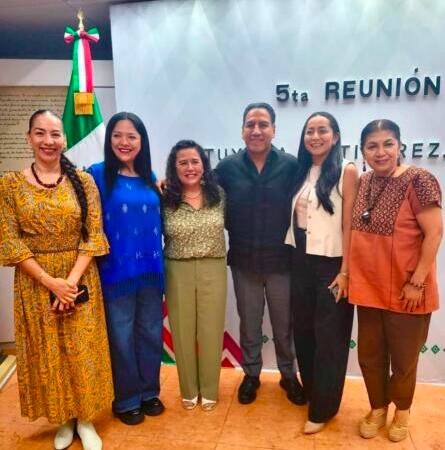 Reafirma UNICACH compromiso con la alfabetización en Chiapas