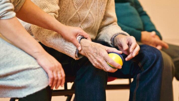 El Alzheimer puede iniciar años antes de que la memoria comience a fallar