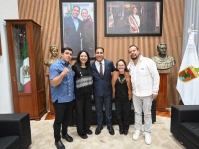 Eduardo Ramírez se reúne con la rectora de la Universidad Nacional Rosario Castellanos, Alma Herrera