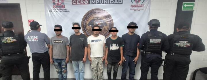 SSP Tuxtla detiene a cinco personas por el probable delito de desobediencia y resistencia de particulares
