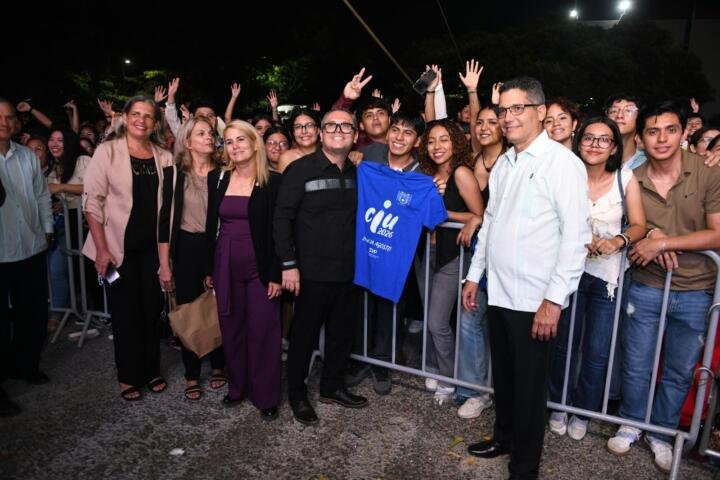 Miles de personas participaron en la CIU UNACH 2026
