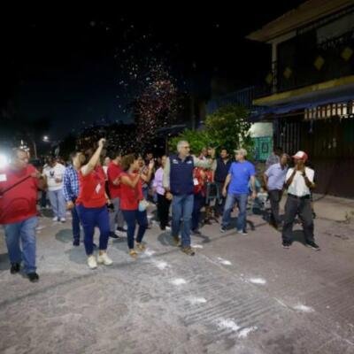 Angel Torres fortalece servicio sanitario en el Barrio Santa Cruz
