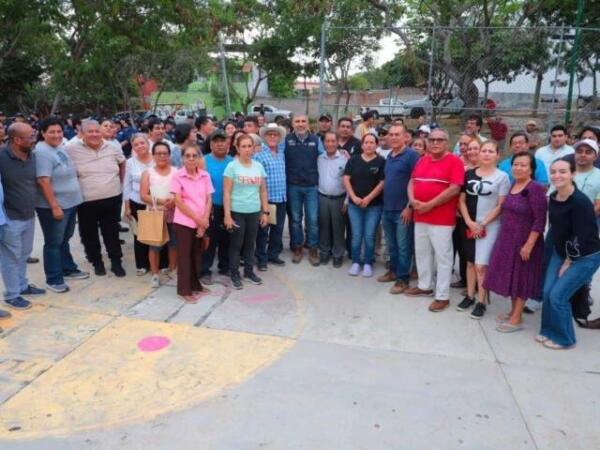 Se suma Tuxtla a “Prevenir para el buen vivir”; Angel Torres inicia en la colonia Huajintlán
