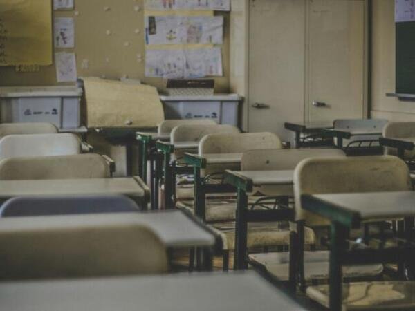 ¿Qué días no habrá clases en septiembre de 2026?