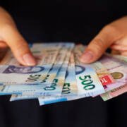 ¿Qué hacer si recibes un billete falso?