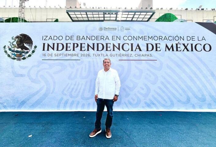 Javier Jiménez destaca el orgullo nacional durante el Desfile Cívico-Militar