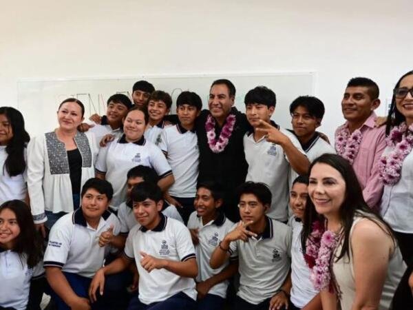 Eduardo Ramírez impulsa obras para fortalecer la educación y la conectividad en Comitán y Altamirano