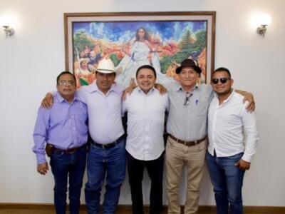 Juan Carlos Moreno Guillén mantiene diálogo con sectores productivos de la entidad