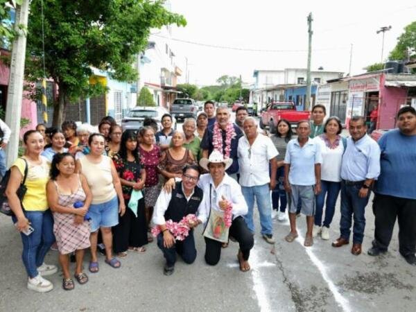 Inicia Angel Torres trabajos de rehabilitación de drenaje en Terán