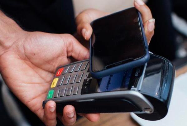 México busca reducir el uso de efectivo con nuevos pagos digitales