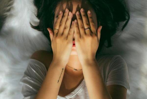 Dormir muchas horas no siempre significa descansar bien