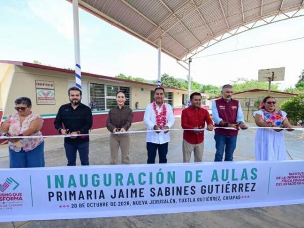 Eduardo Ramírez inaugura obras por más de 3.6 mdp en escuela de Tuxtla Gutiérrez