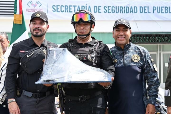 Eduardo Ramírez entrega motopatrullas, equipo tecnológico y uniformes a la Guardia Estatal Vial Preventiva