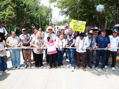 Inaugura Angel Torres 2ª etapa de revestimiento en Camino Rural a Pacú