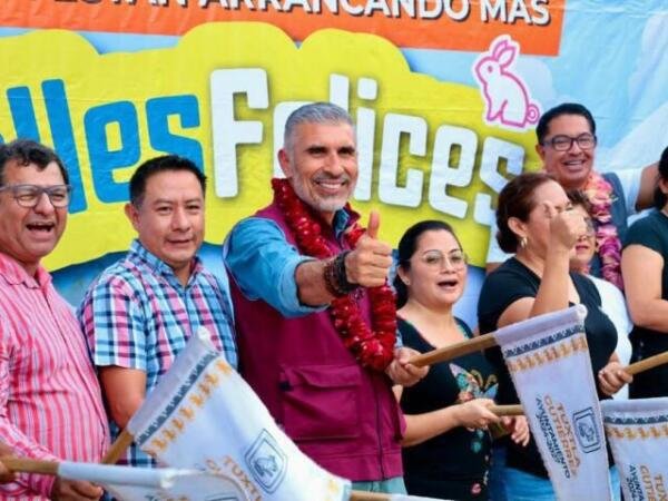 Angel Torres inicia una calle más en Jardines del Pedregal