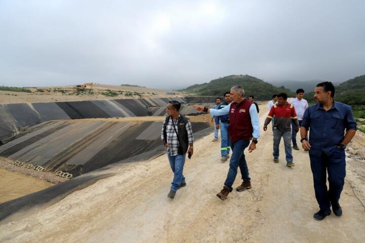 Fortalece Angel Torres el relleno sanitario de Tuxtla, con construcción de celda