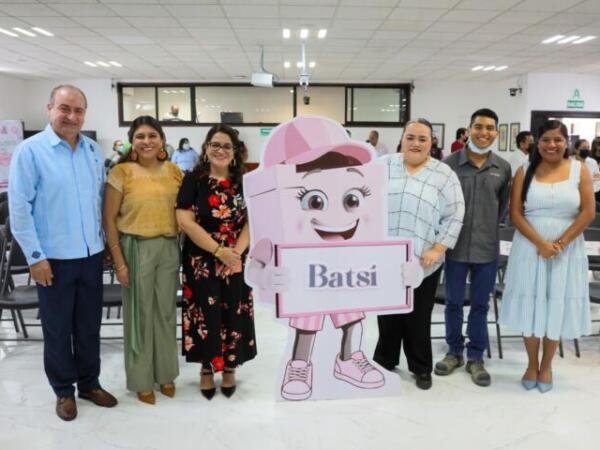 Premia IEPC a ganador del concurso “Encuéntrale nombre a la urna”
